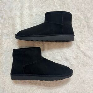 Arizona Boots Black Size 8